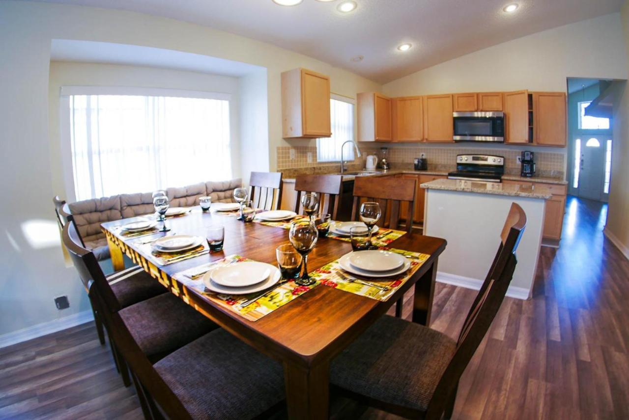 Beautiful 5-5 Bedroom Home!!! คิสซิมมี ภายนอก รูปภาพ